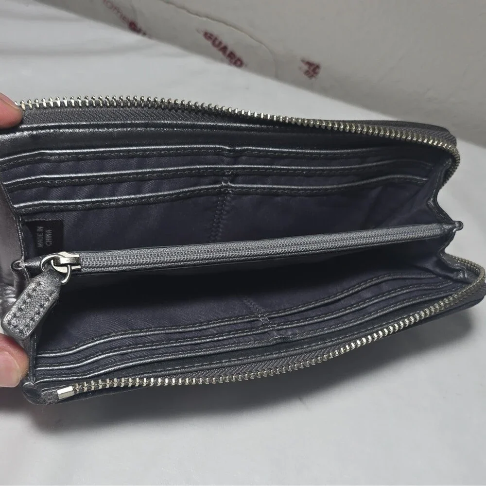Coach Poppy Gray Black Signature Canvas Long Zip Around Accordion Wallet Y2K